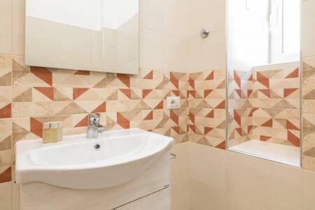 Iflat Lovely And Bright 2 Bed Flat Near Termini Rome Luaran gambar